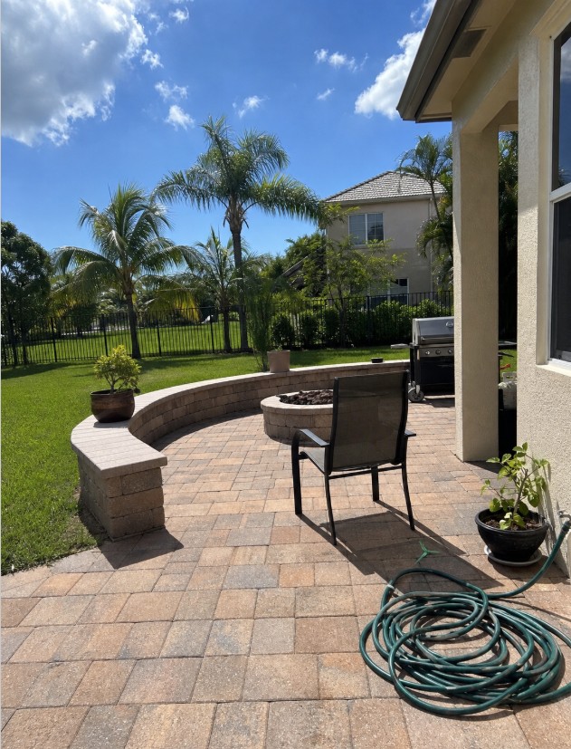 Seating Walls Done Right: Building the Outdoor Room in South Florida